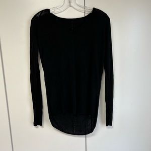 Lululemon sweater top